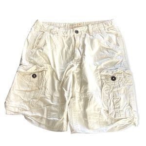 Men’s American Eagle Classic Length Raw Hem Cargo Shorts